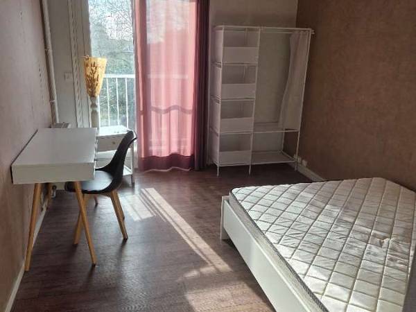 Colocation / Appartement 3 pièces de 64 m², Rennes, Rue du Bourbonnais / Photo 11