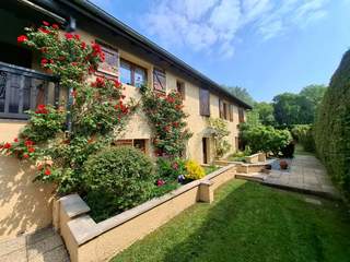 Coliving / Maison 10 pièces de 180 m², Ferney-Voltaire, Rue de Gex