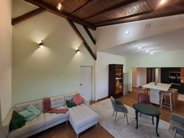 Coliving / Maison 10 pièces de 180 m², Ferney-Voltaire, Rue de Gex / Photo 2