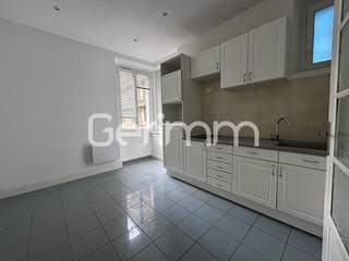 Rental / 1-bedroom flat · 40 m², Grenoble, Place St Bruno