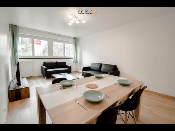 Colocation / Appartement 4 pièces de 82 m², Créteil, Place de la Levriere / Photo 2