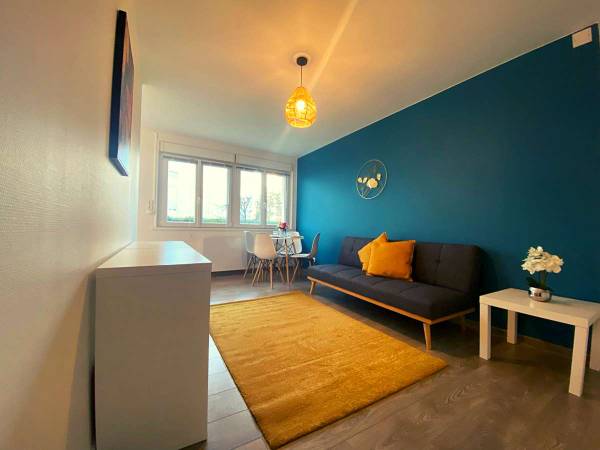 Colocation / Appartement 4 pièces de 66 m², Troyes, Avenue Anatole France / Photo 2