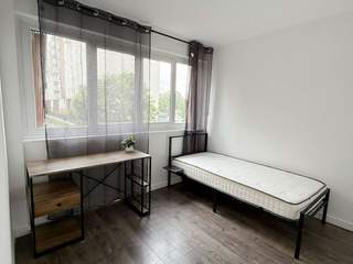 Colocation / Appartement 5 pièces de 63 m², Massy, Allee de Champagne
