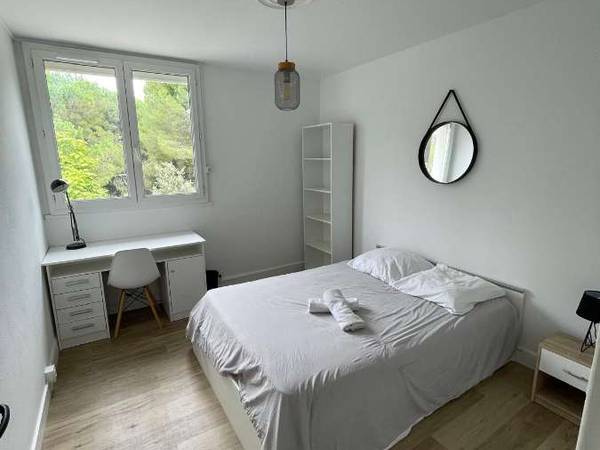 Colocation / Appartement 4 pièces de 72 m², Toulouse, Rue Emile Guyou / Photo 6