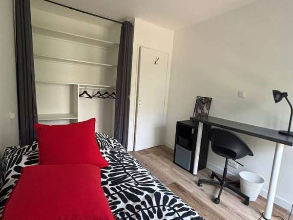 Colocation / Appartement 5 pièces de 86 m², Évry-Courcouronnes, Rue Frédéric Chopin / Photo 4