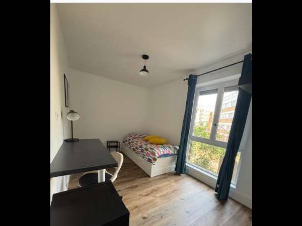 Colocation / Appartement 5 pièces de 86 m², Évry-Courcouronnes, Rue Frédéric Chopin / Photo 2
