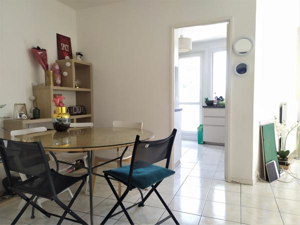Colocation / Appartement 5 pièces de 70 m², Créteil / Photo 2