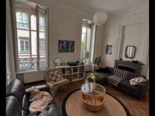 Colocation / Appartement 6 pièces de 100 m², Lyon, Rue Burdeau