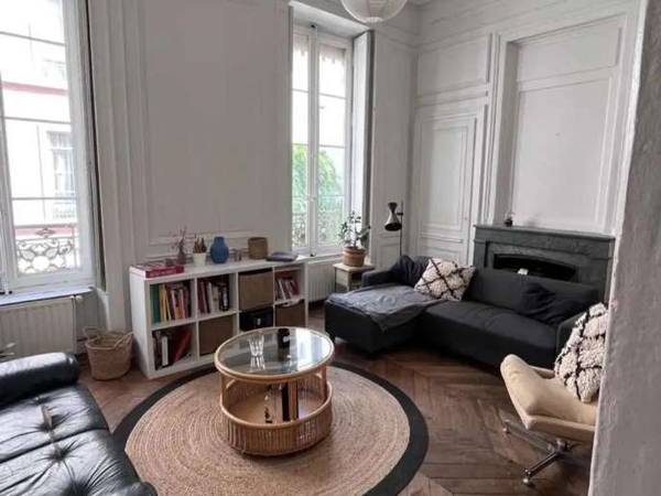 Colocation / Appartement 6 pièces de 100 m², Lyon, Rue Burdeau / Photo 2
