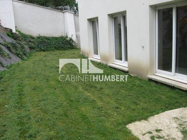 Location / Appartement 4 pièces de 85 m², Saint-Étienne, Rue Barra / Photo 2