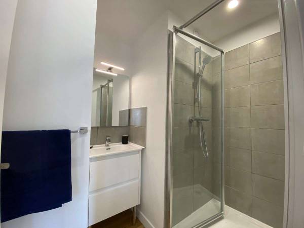 Colocation / Appartement 5 pièces de 83 m², Villeurbanne, Place Marengo / Photo 3