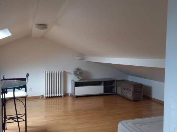 Colocation / Maison 7 pièces de 220 m², Corbeil-Essonnes, Rue Jeanne d'Arc / Photo 2