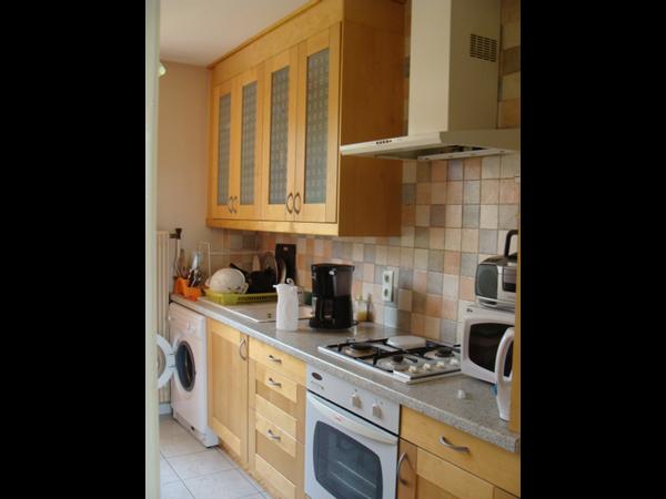 Colocation / Appartement 5 pièces de 74 m², Saint-Martin-d'Hères, Rue Tristan Corbiere / Photo 2