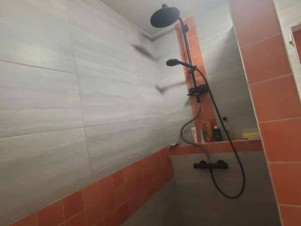 Sous-location / Appartement 3 pièces de 75 m², Paris, Rue de la Chapelle / Photo 6