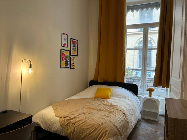 Colocation / Appartement 5 pièces, Lyon, Rue Burdeau / Photo 2