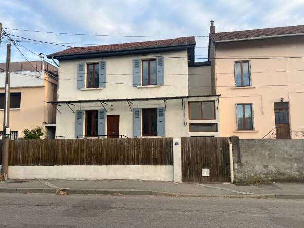 Coliving space / 5-bedroom house · 140 m², Fontaine, Rue Charles Michels / Photo 2