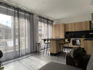 Flatsharing, 7-bedroom flat , Nice