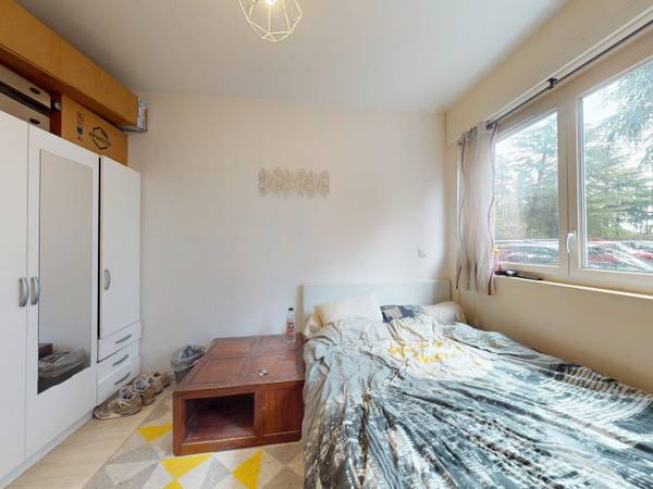 Colocation / Appartement 4 pièces de 60 m², Lyon, Rue du Château de la Duchère / Photo 2