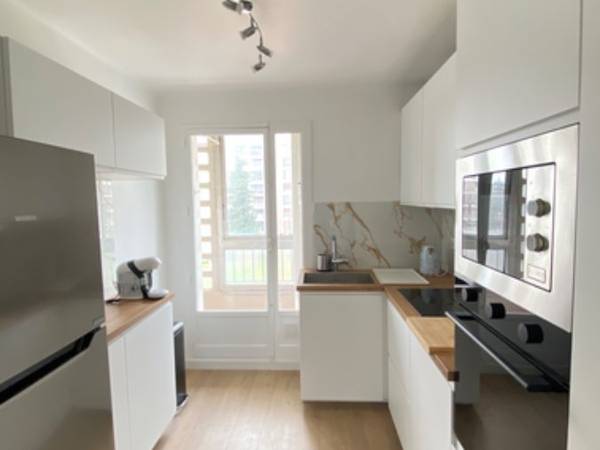 Colocation / Appartement 4 pièces de 69 m², Marseille, Parc Dromel / Photo 2