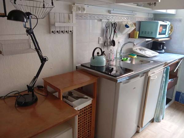 Location / Studio de 11 m², Aix-en-Provence, Rue Gustave Desplaces / Photo 13