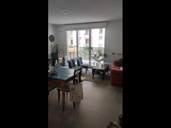 Colocation / Appartement 3 pièces de 50 m², Villeurbanne, Rue Antonin Perrin / Photo 6