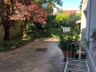 Room share / 6 rooms house · 160 m², Villeurbanne, Route de Genas