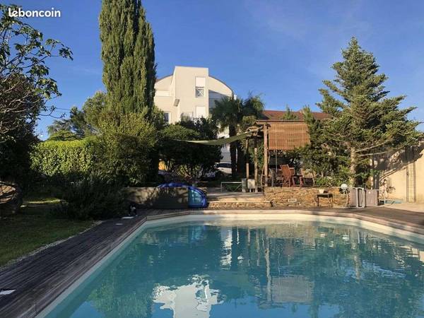 Colocation / Immeuble 10 pièces de 250 m², Le Creusot, Rue Albert 1er / Photo 8