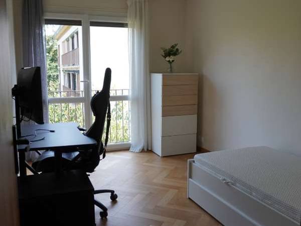 Colocation / Appartement 4 pièces de 70 m², Palaiseau, Residence du Val / Photo 2