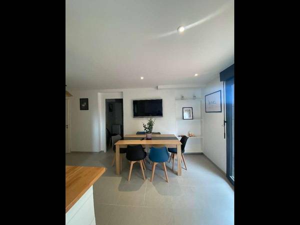 Colocation / Maison 10 pièces de 187 m², Pessac, Avenue Pierre Corneille / Photo 2