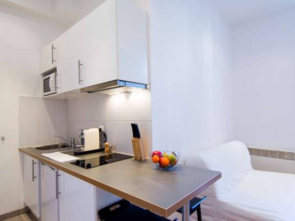 Location / Studio de 22 m², Marseille, Rue Balthazar-Dieudé / Photo 2