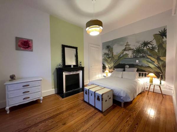 Colocation / Appartement 6 pièces de 146 m², Chambéry, Rue Marcoz / Photo 4