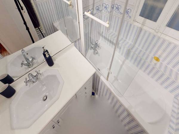 Flatsharing / 5-bedroom flat · 120 m², Paris, Avenue Franco-Russe / Photo 19