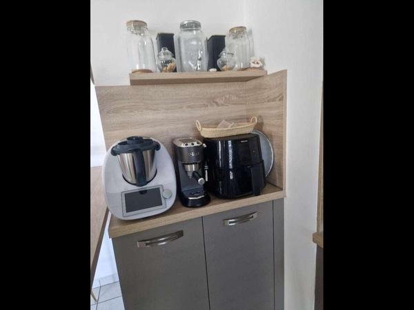 Sous-location / Appartement 4 pièces de 77 m², Bron, Rue Claude Bador / Photo 2