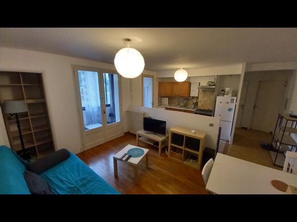 Colocation / Appartement 3 pièces de 60 m², Toulouse, Rue du Colonel Toussaint / Photo 2