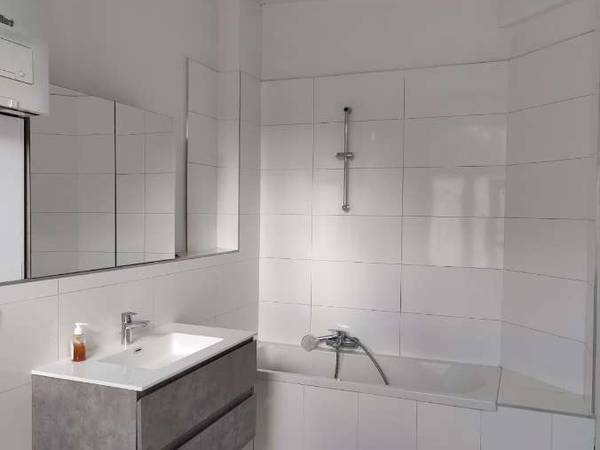 Sous-location / Appartement 3 pièces de 50 m², Ixelles, Rue du Prince Royal / Photo 9