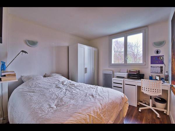 Colocation / Maison 10 pièces de 200 m², Cergy, Rue des Heuruelles Pourpres / Photo 9