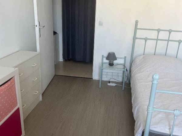 Chambre chez l'habitant / Appartement 4 pièces de 85 m², Nanterre, Allée de la Danse / Photo 4