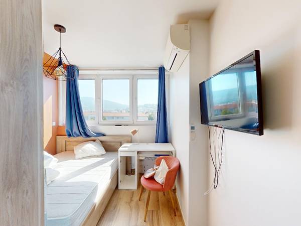 Colocation / Appartement 6 pièces de 125 m², Annemasse, Place de la Libération / Photo 2