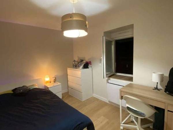 Coliving / Maison 4 pièces de 90 m², Lille, Rue Pierre Curie (Lille) / Photo 4
