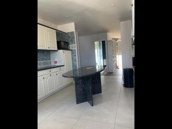 Colocation / Appartement 5 pièces de 107 m², Pau / Photo 2