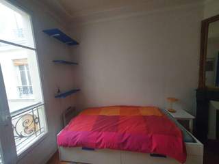 Chambre chez l'habitant / Appartement 4 pièces de 68 m², Paris, Rue Mélingue