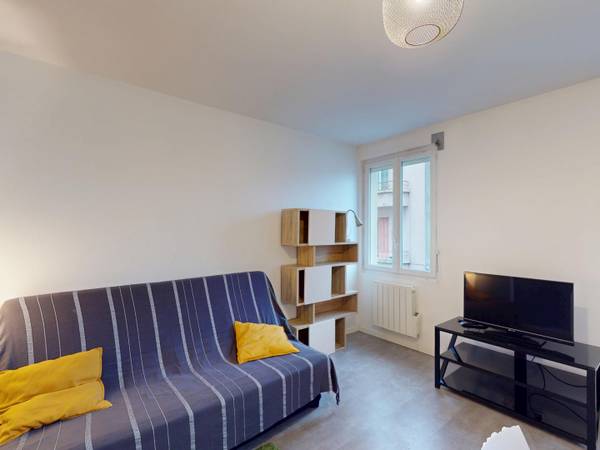 Location / Appartement 1 pièce de 23 m², Grenoble, Rue Amédée Morel / Photo 2