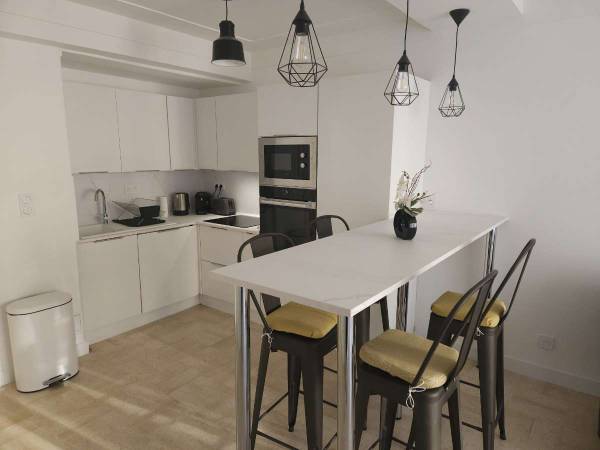Flatsharing / 3-bedroom flat · 66 m², Antibes, Boulevard Dugommier / Photo 2