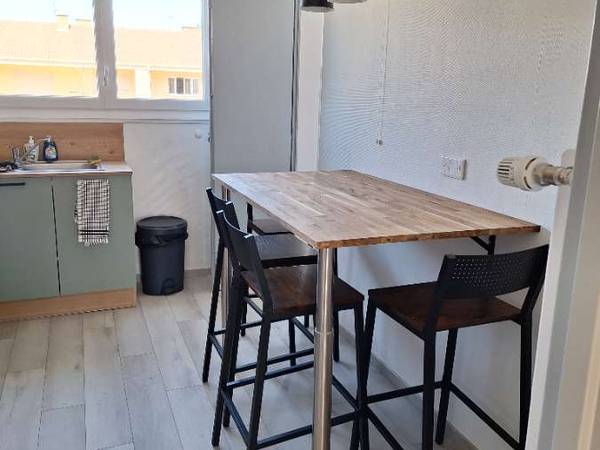 Colocation / Appartement 4 pièces de 77 m², Strasbourg, Rue de Ribeauvillé / Photo 2