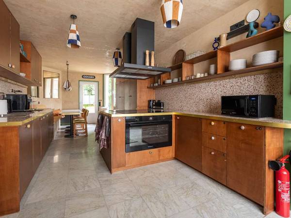 Coliving space / 10-bedroom house · 285 m², Paris, Rue Claude Terrasse / Photo 2