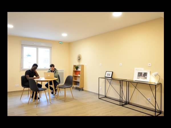 Location / Résidence 1 pièce de 20 m², Dijon, 15 Rue Gagnereaux / Photo 2