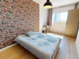 Room share / 5 rooms apartment · 89 m², Vénissieux, Avenue Maurice Thorez