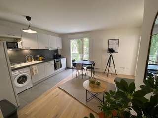 Flatsharing / 5-bedroom flat · 90 m², Clichy, Rue Médéric Clichy