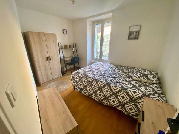 Colocation / Maison 4 pièces de 83 m², Cergy, Rue du Brûloir / Photo 2