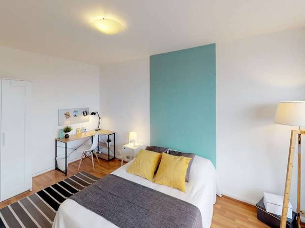 Colocation / Appartement 8 pièces de 109 m², Lille, Rue du Bazinghien / Photo 2